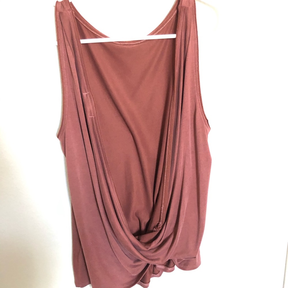 urban outfitter tank top